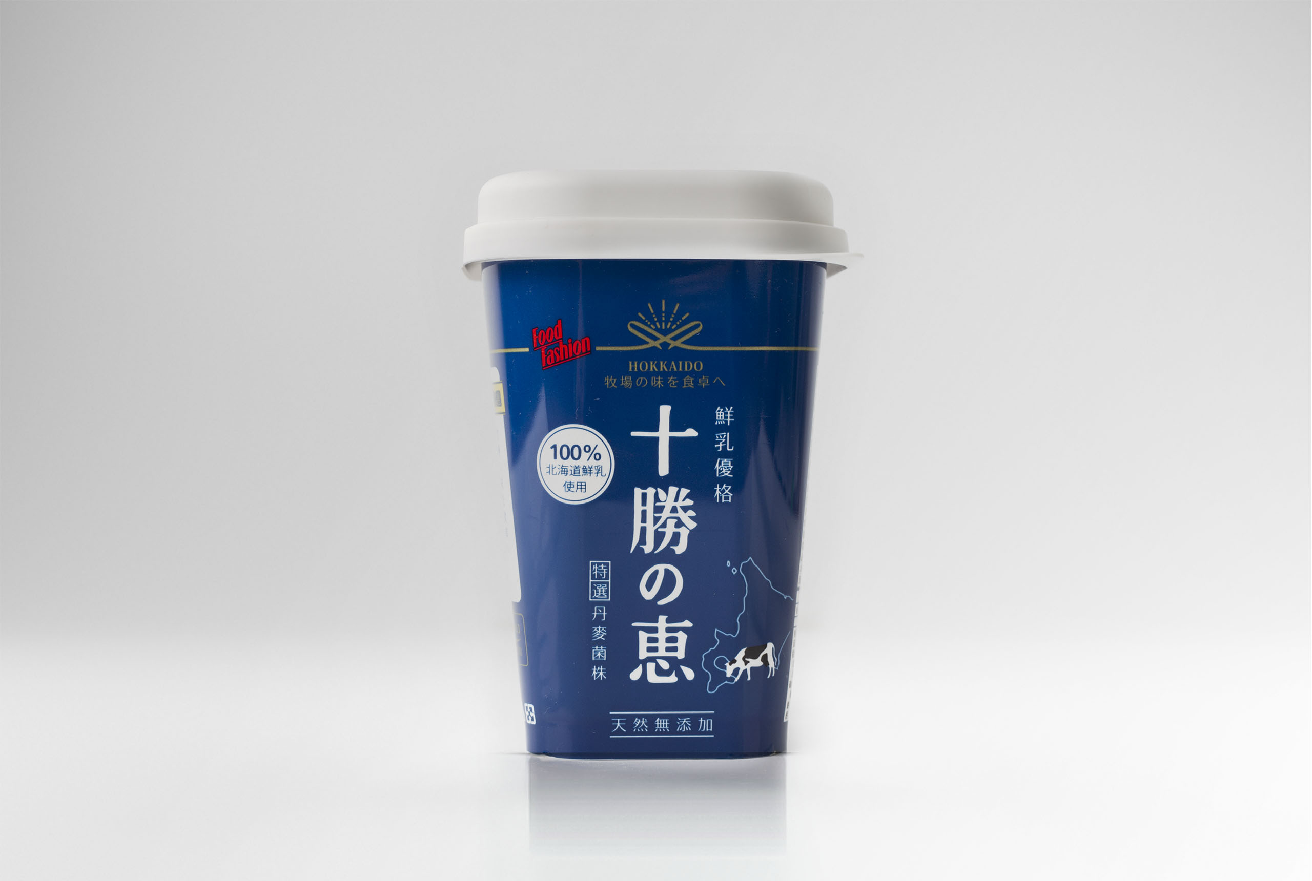 富華食品北海道の惠 優格包裝設計，使用日本常出現的紺青色