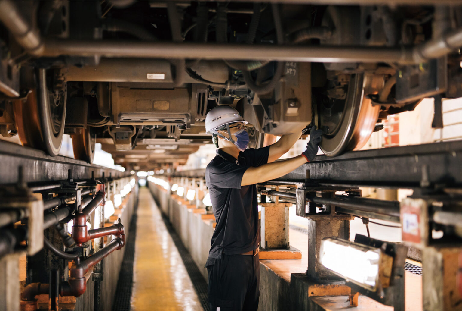 2021 台北捷運年報/CSR 企業社會責任報告書，喆美文創提供企業識別及整體視覺規劃